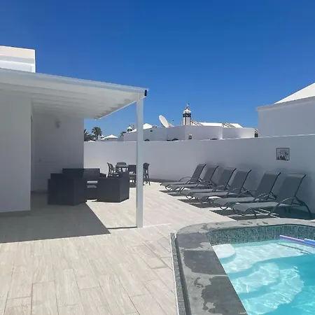 Luisa Puerto del Carmen (Lanzarote)