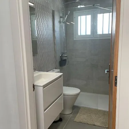 Luisa Puerto del Carmen (Lanzarote)